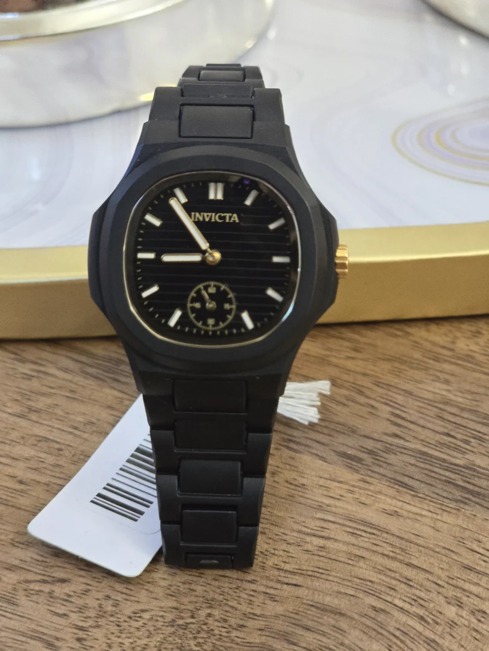 Invicta Men’s Black and Gold Silicone Strap Watch